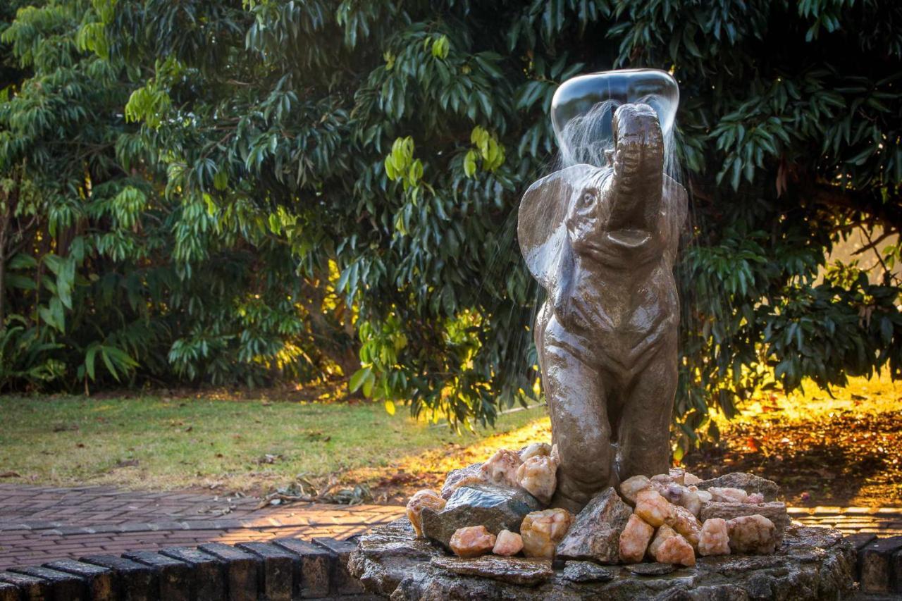 Lions Rock Rapids - Lodge Хейзивью Экстерьер фото